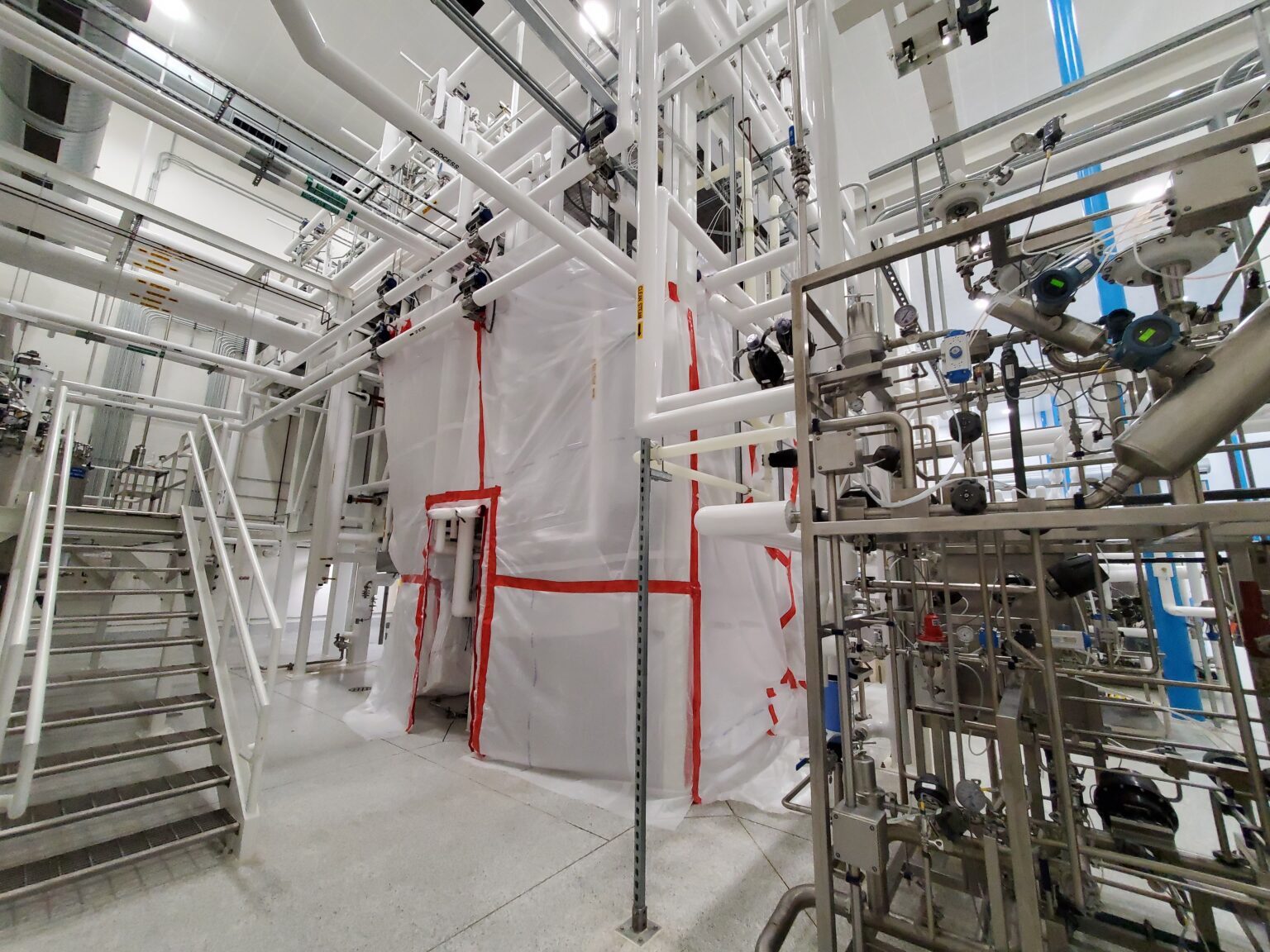 Biotechnology-freezer-addition6